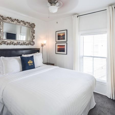 Queen Vic Guest House (Adults Only) Provincetown Esterno foto
