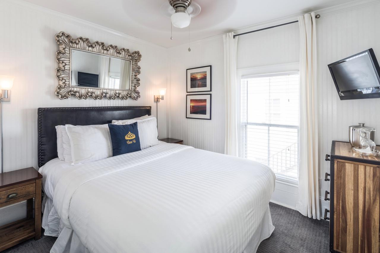 Queen Vic Guest House (Adults Only) Provincetown Esterno foto